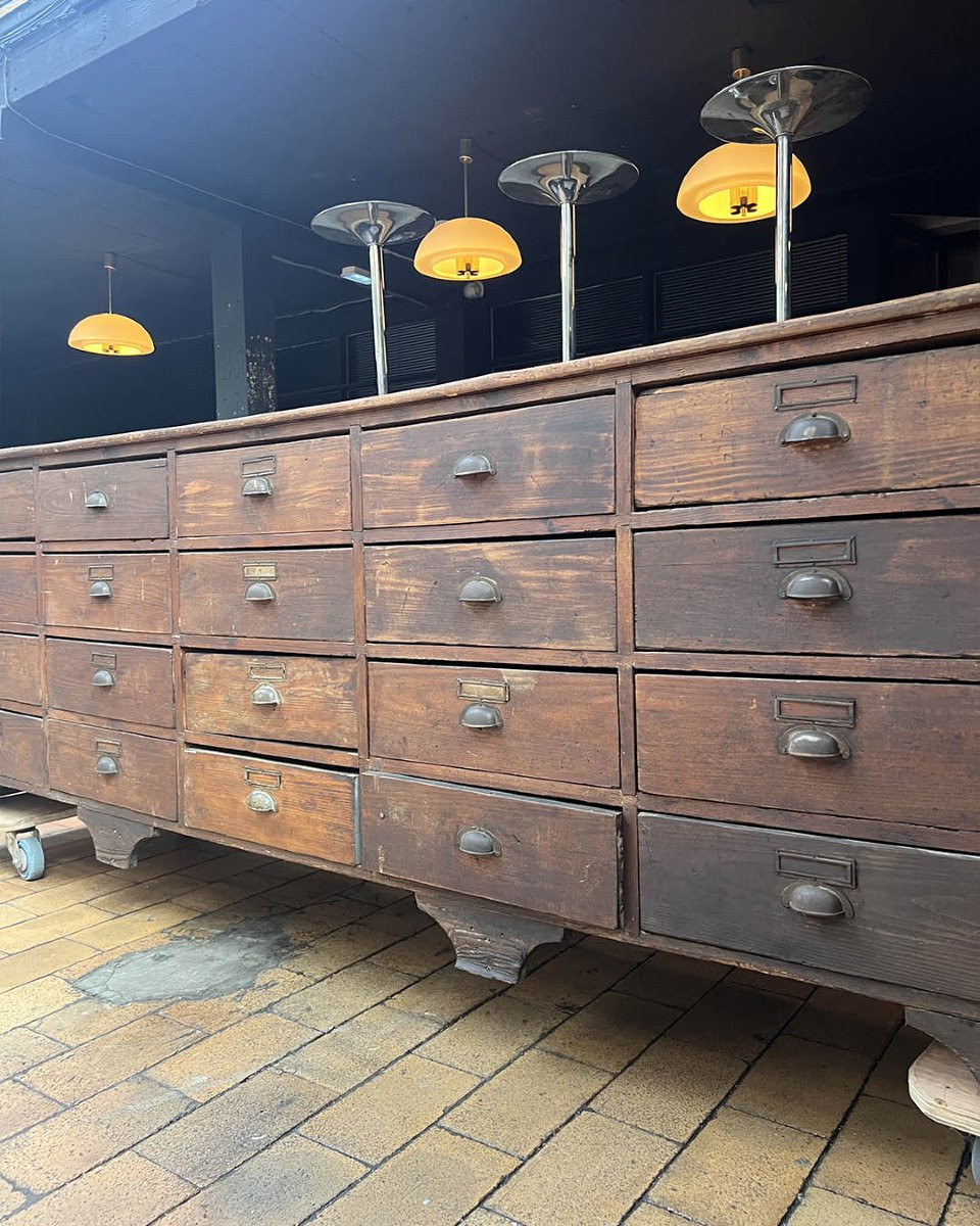 Trade Counter-photo-3
