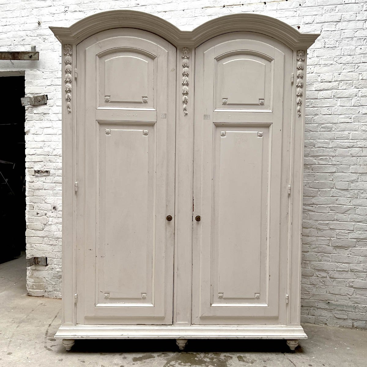Armoire de style louis XVI-photo-2