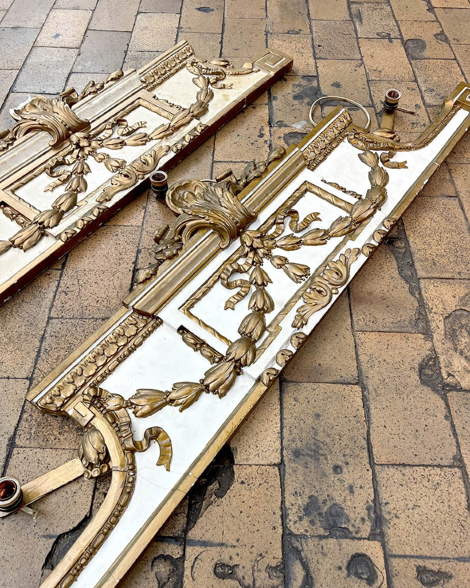 Paire de frontons d’esprit Louis XVI-photo-2