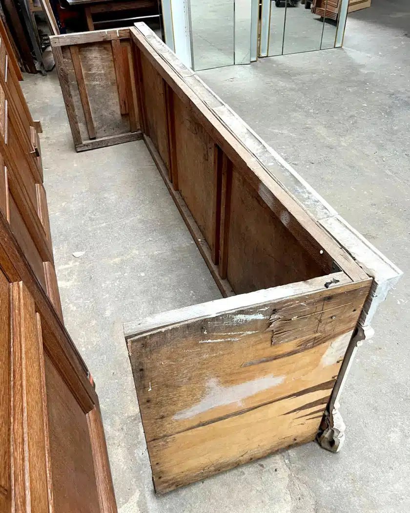Old Earthenware Counter Front-photo-1