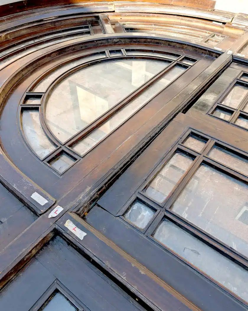 Large Restaurant Door With Frame, 257×367 Cm-photo-1