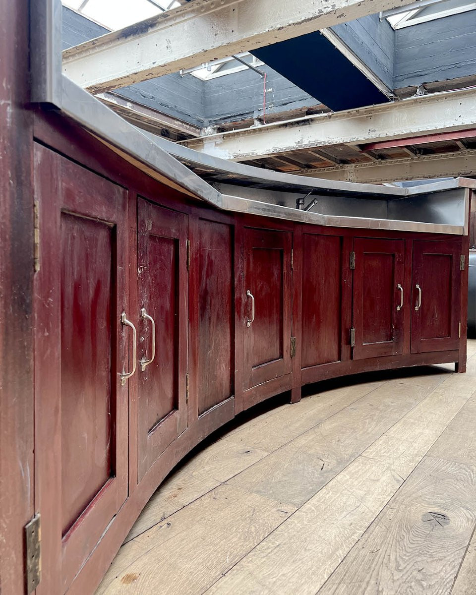 Bar arrondi avec plateau et plinthe inox, circa 1930-photo-6