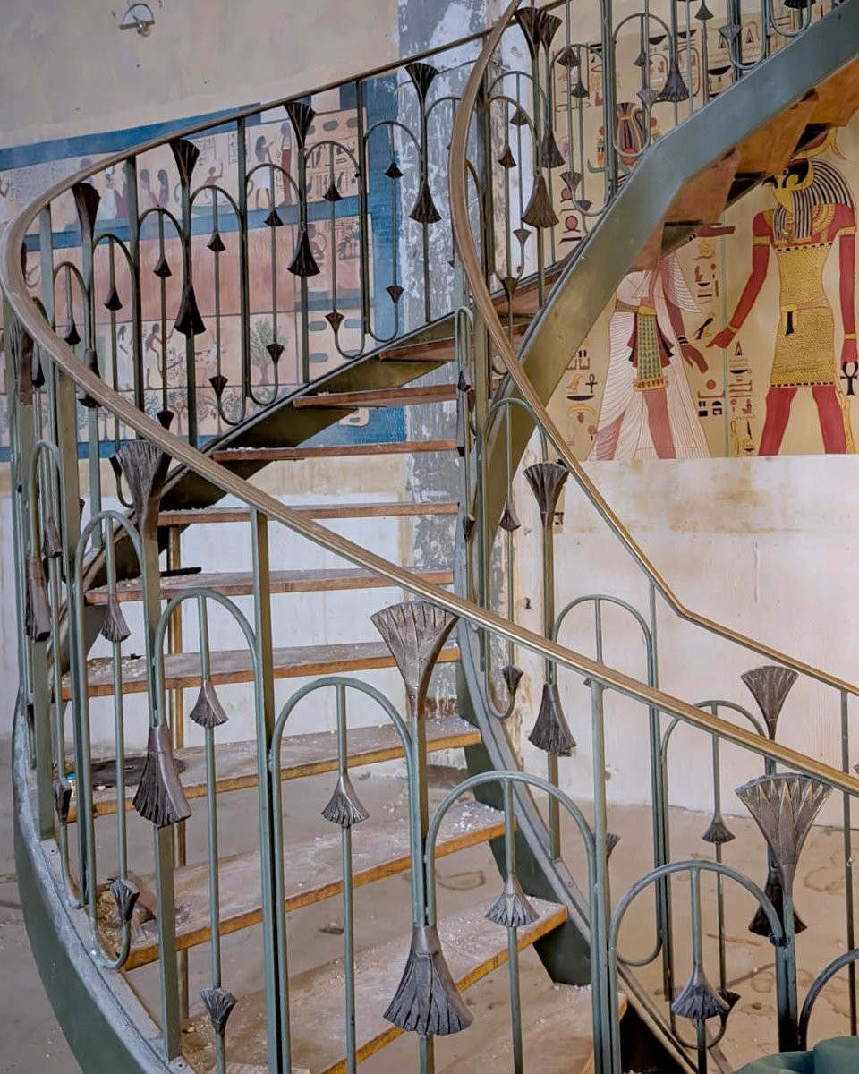 Spiral Staircase Made Of Metal And Wood-photo-6