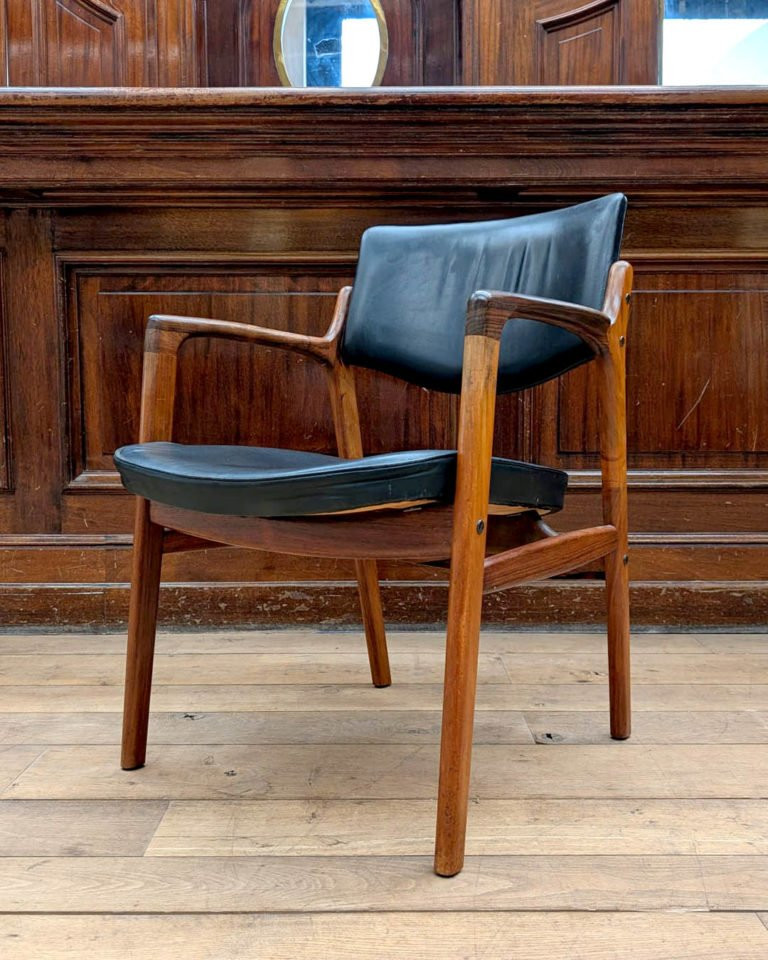 Pair Of Bondo Gravesen Armchairs-photo-2