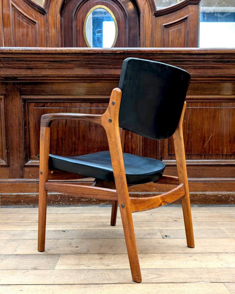 Pair Of Bondo Gravesen Armchairs-photo-4