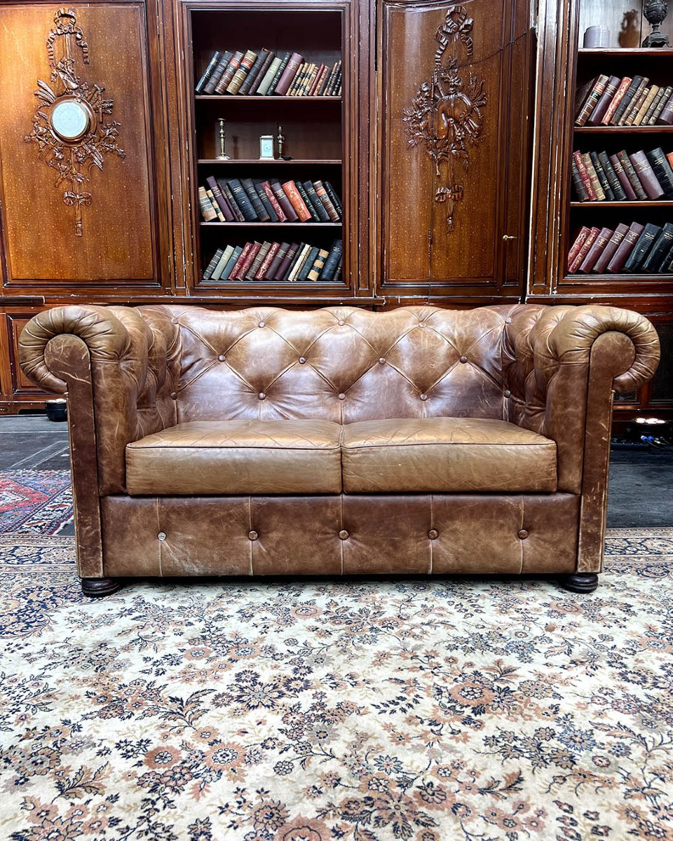 Canapé Chesterfield 2 places en cuir capitonné-photo-2