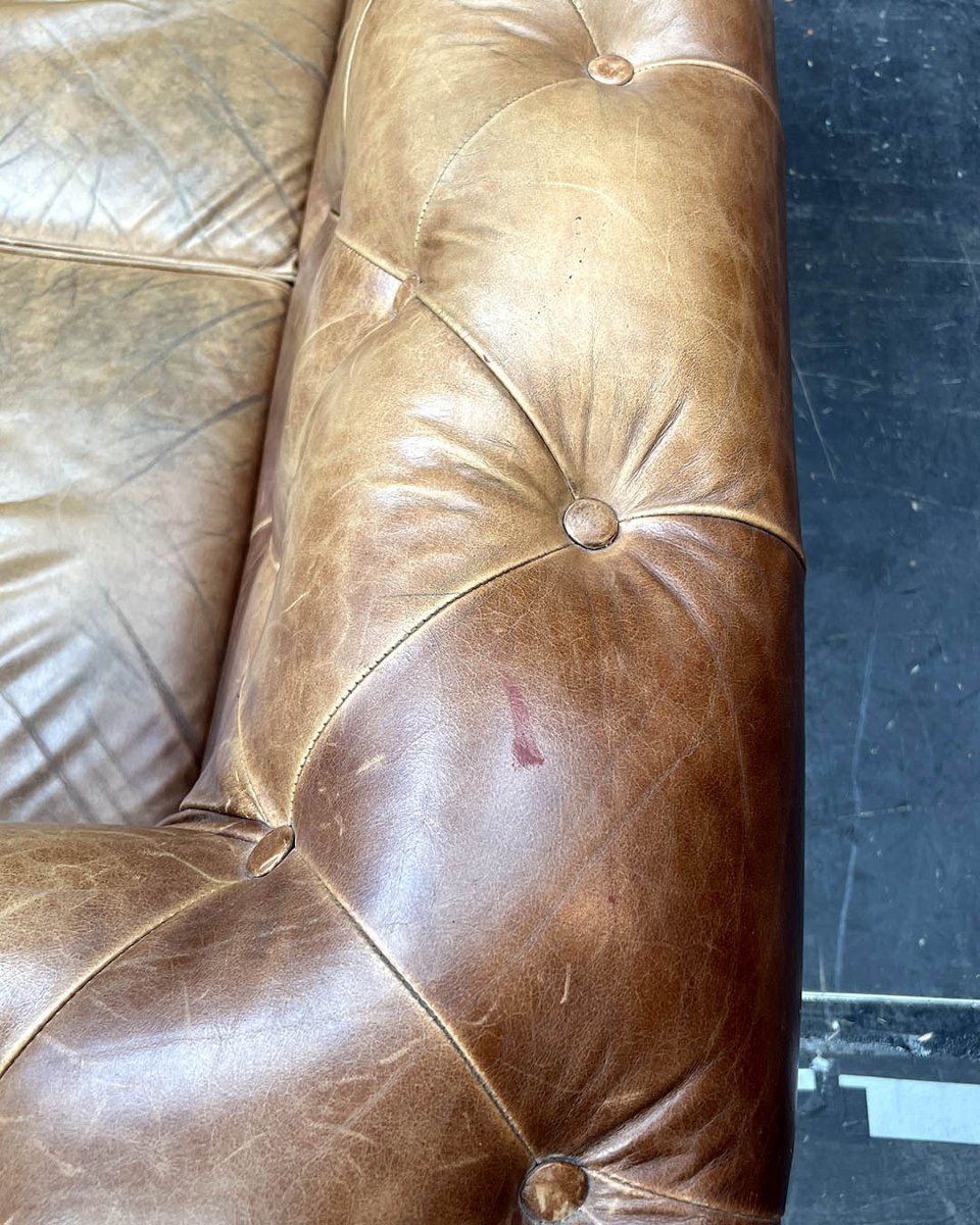 Canapé Chesterfield 2 places en cuir capitonné-photo-7