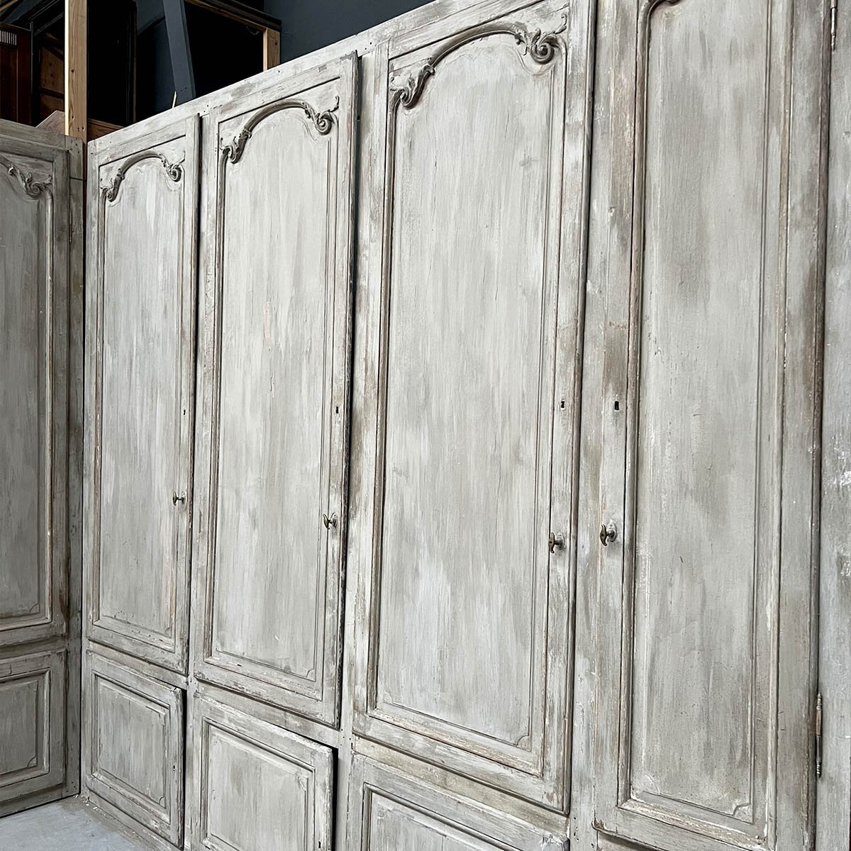 Louis XV Style Wood-paneled Storage Unit, 6m-photo-2