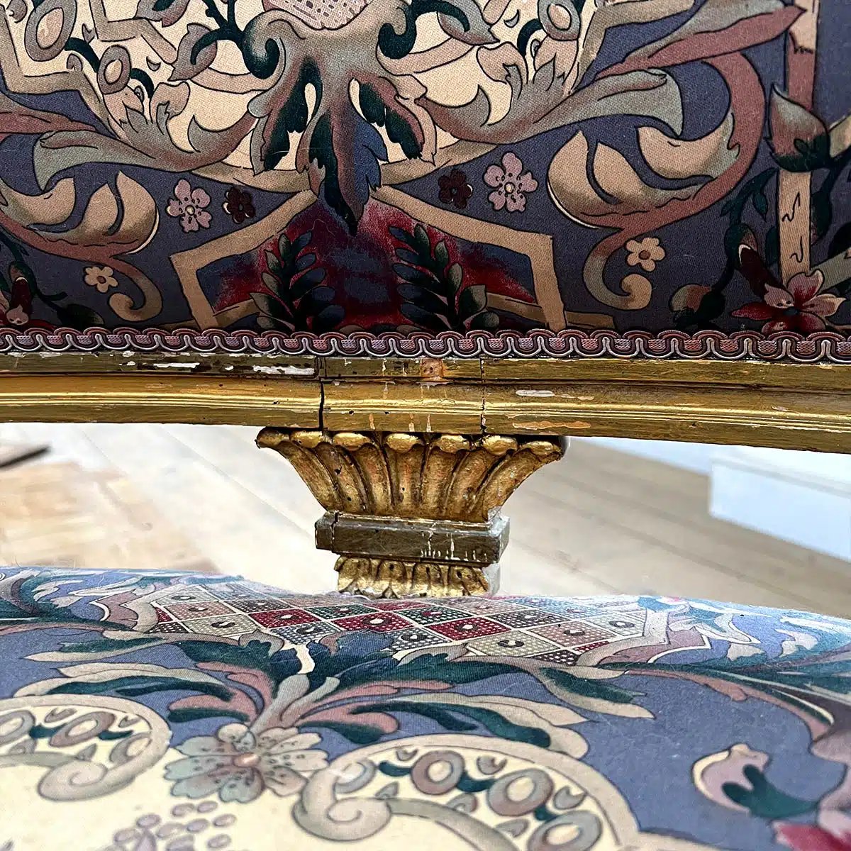 Napoleon III Corner Bench In Gilded Wood-photo-8