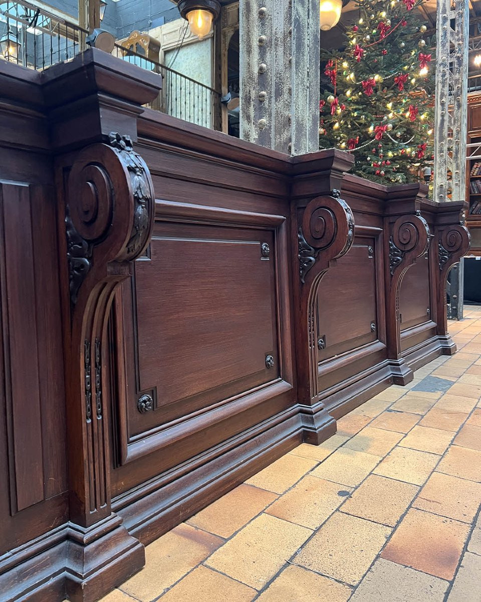 Bank Counter Facade, 15 Linear Meters-photo-3