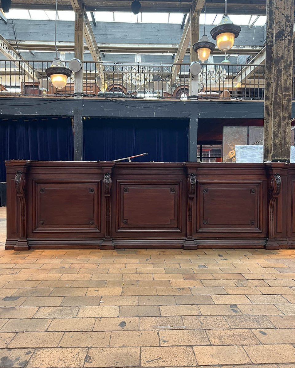 Bank Counter Facade, 15 Linear Meters-photo-1