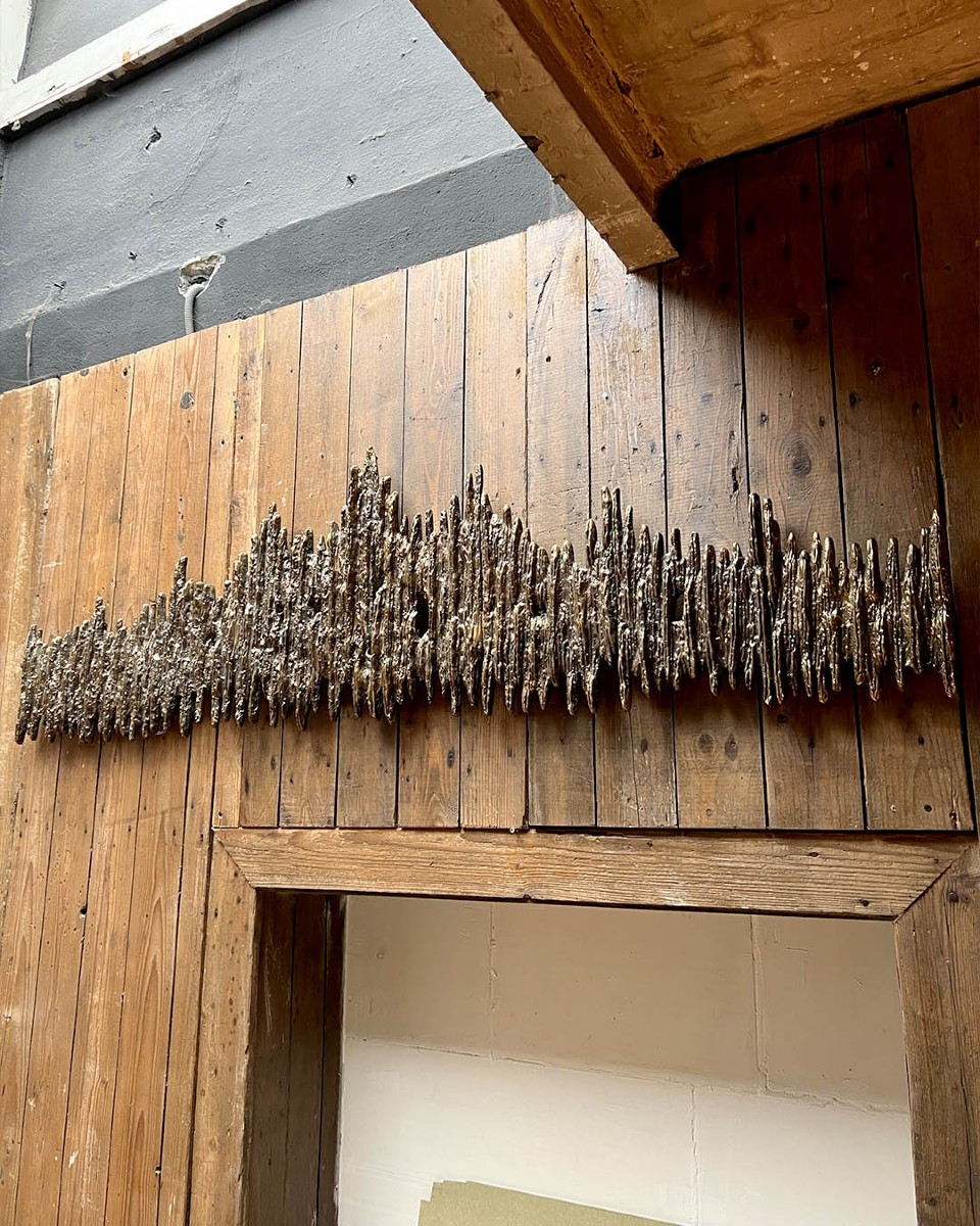 Sculpture brutaliste en bronze doré de Frigerio