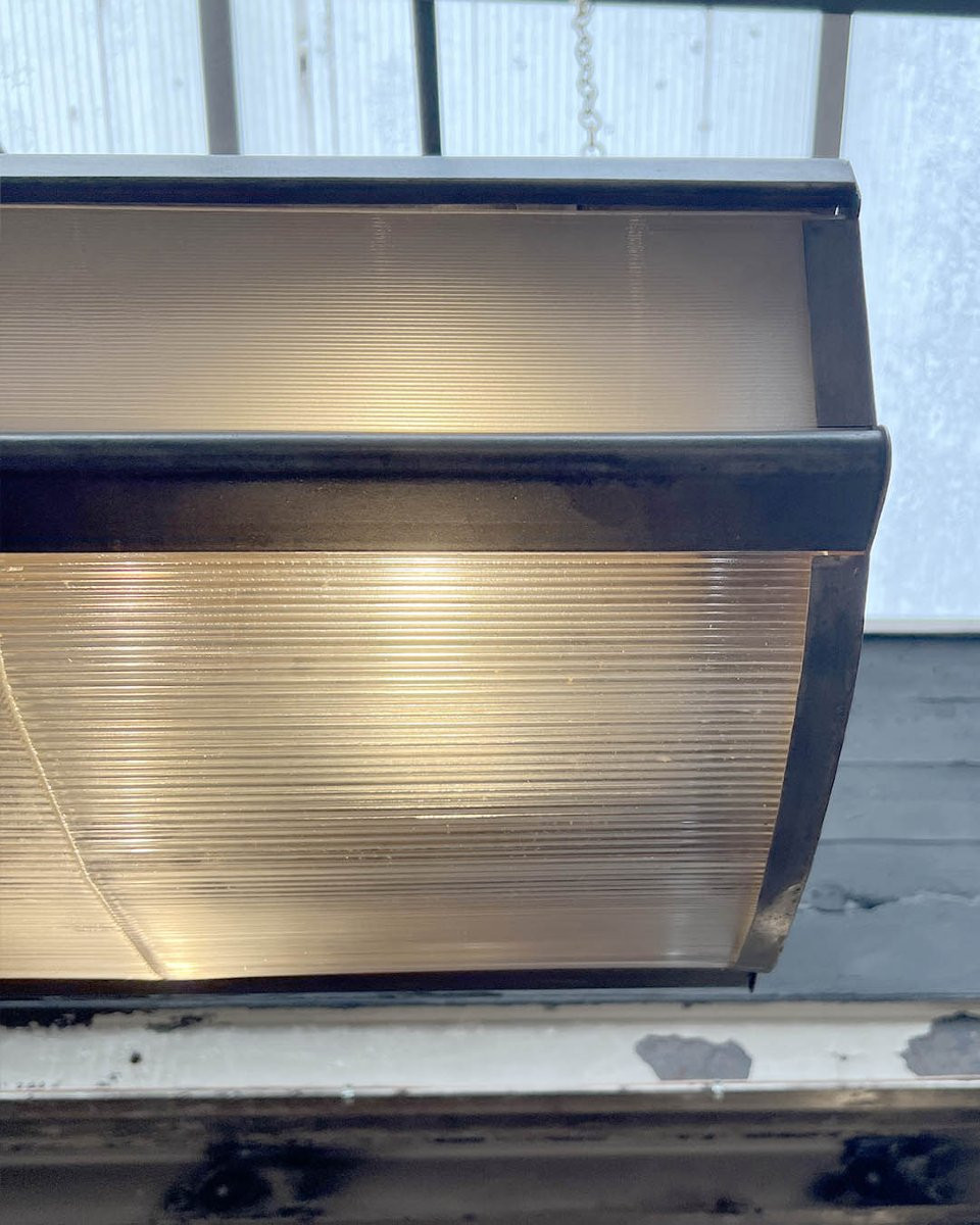 Plafonnier de bar holophane-photo-1