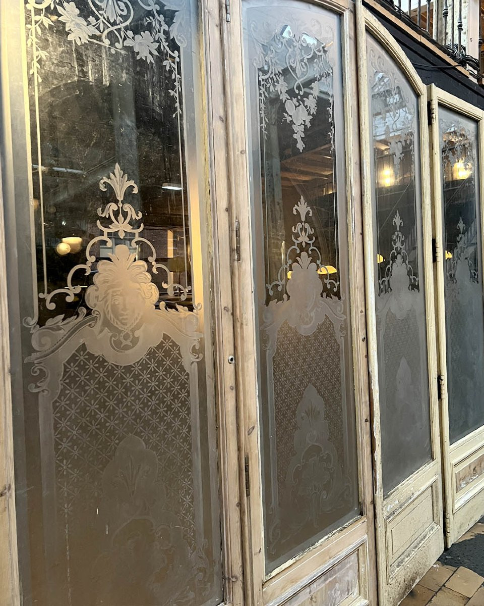 Engraved Glass Door Panel, 333x292cm-photo-7