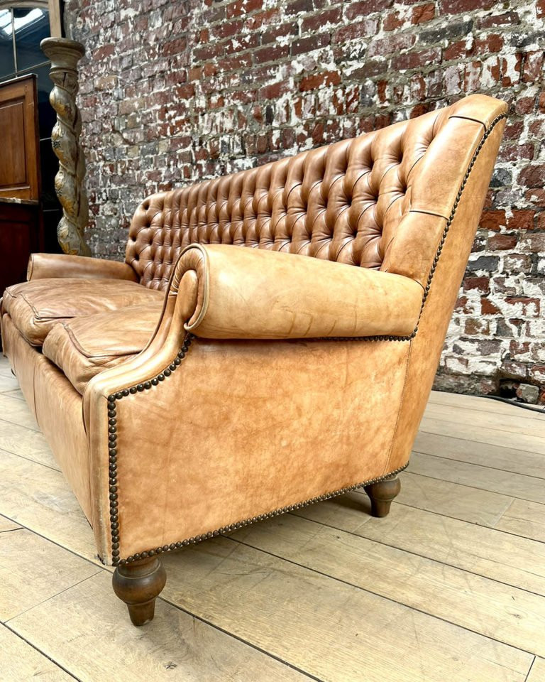 Chesterfield Sofa-photo-1