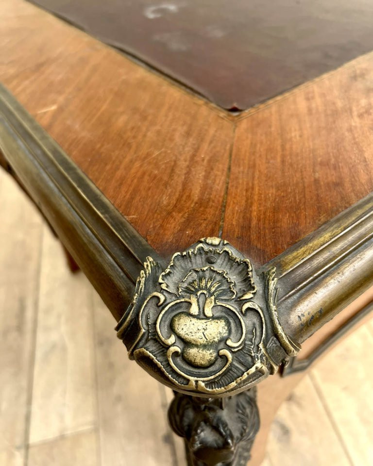 Bureau de style Louis XV avec ses bronzes d’origine-photo-5