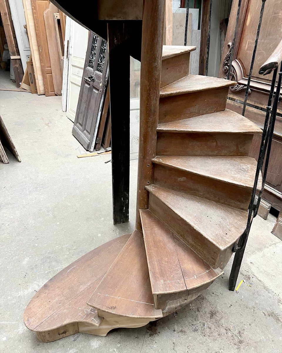 Spiral Staircase, Landing Height 252.5cm-photo-4