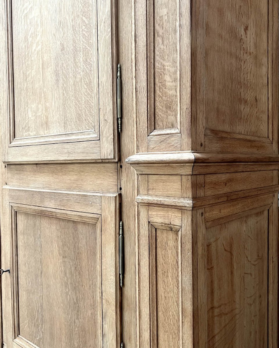 Stripped Oak Wardrobe-photo-1