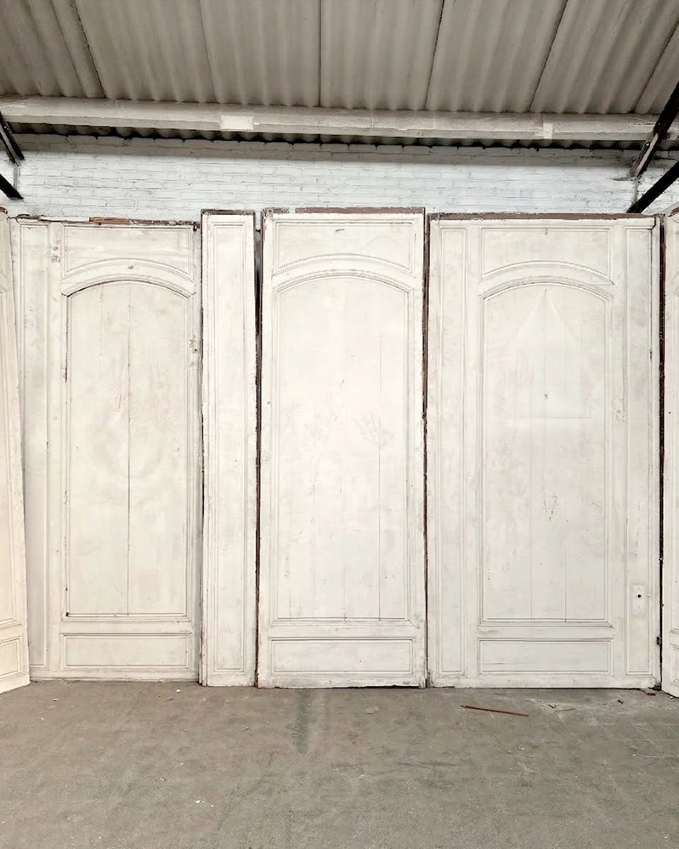 Boiserie d’esprit Louis XV en chêne, 10m linéaire-photo-2