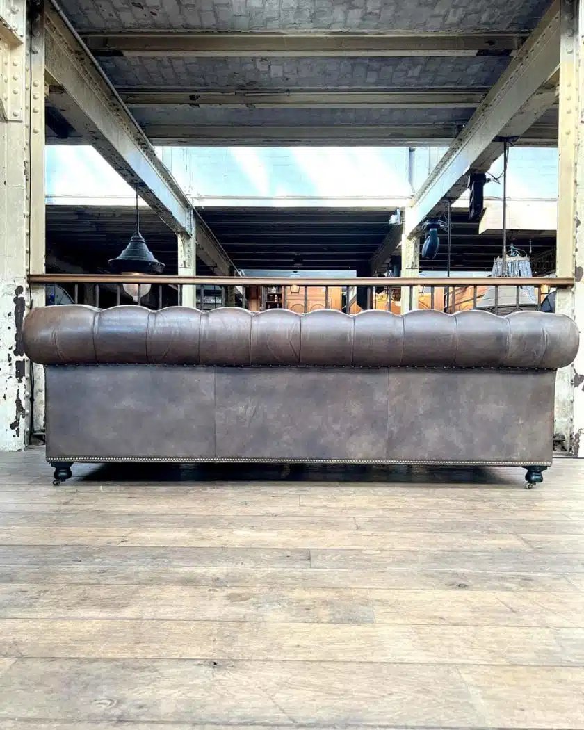 Taupe Leather Chesterfield Sofa-photo-4