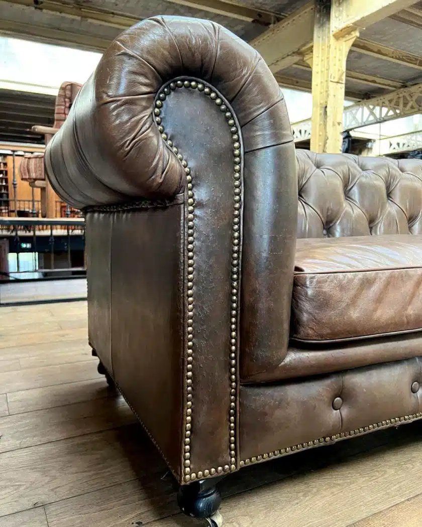 Taupe Leather Chesterfield Sofa-photo-1