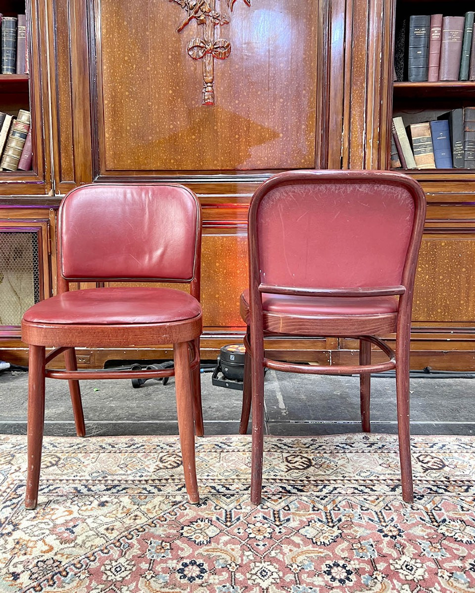 Set Of Art Deco Chairs In Curved Wood And Red Leather
