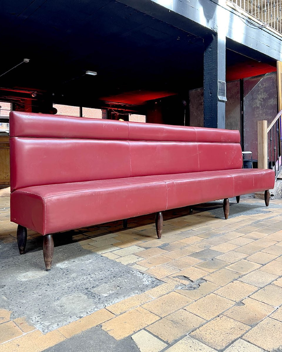 Set Of Red Leather And Red Skai Art Deco-style Banquettes, 50m Linear-photo-3