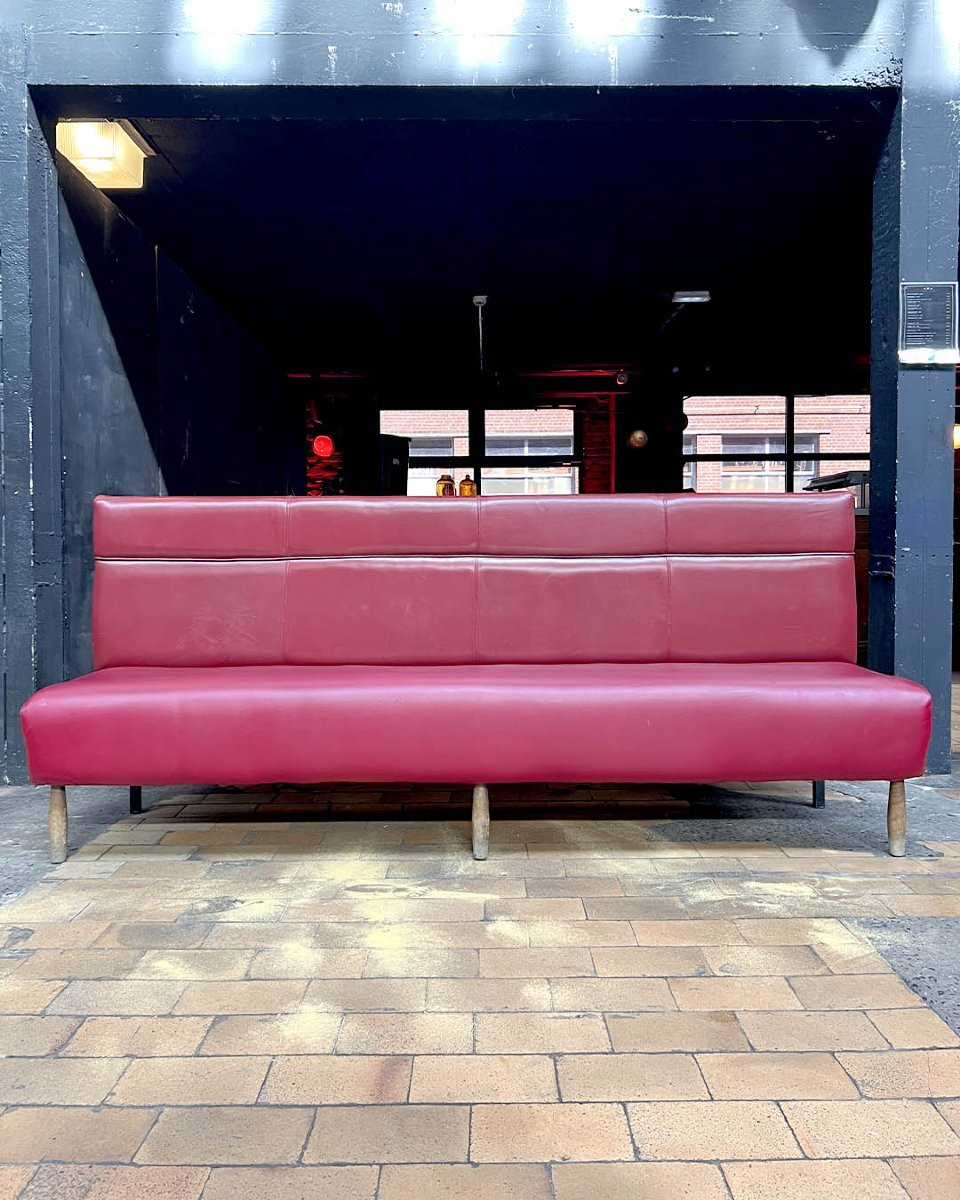 Set Of Red Leather And Red Skai Art Deco-style Banquettes, 50m Linear-photo-8