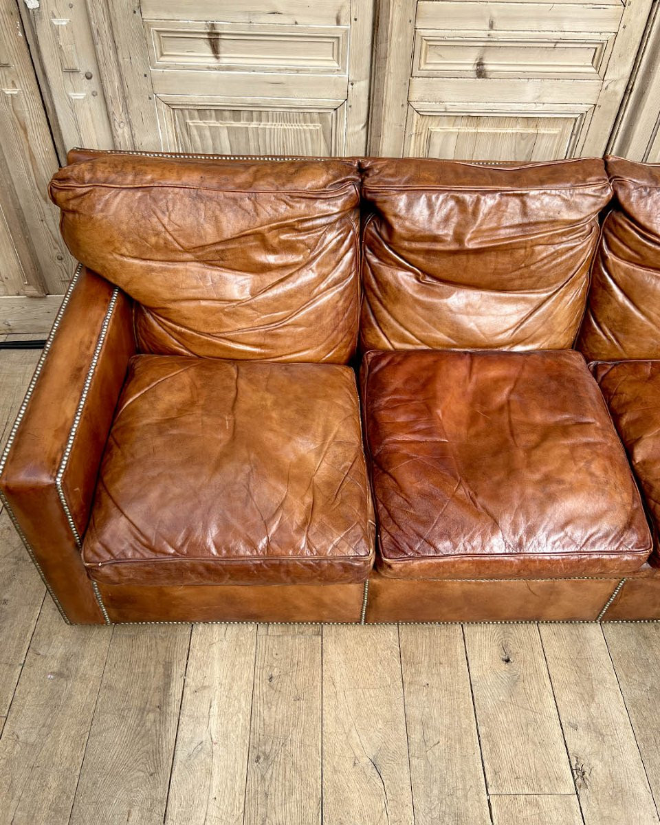 4-seater Sofa In Studded Full-grain Leather, Single-panel Back And Feather Cushions-photo-3