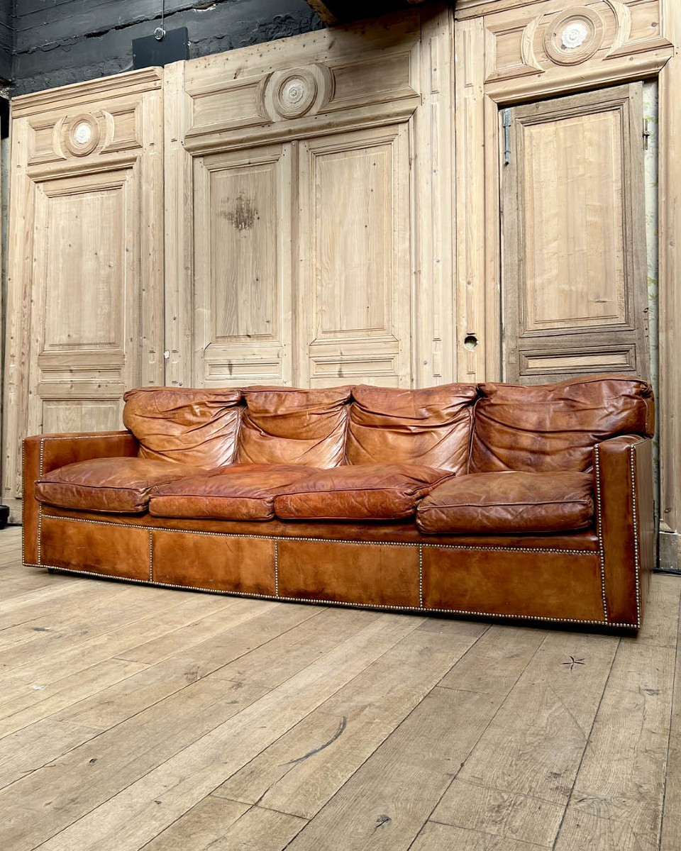 4-seater Sofa In Studded Full-grain Leather, Single-panel Back And Feather Cushions