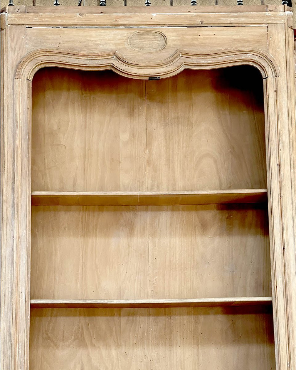 Oak Bookcase With Glass Doors And Central Niche-photo-4