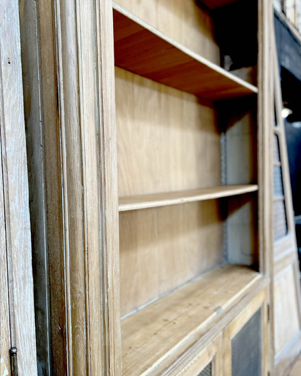 Oak Bookcase With Glass Doors And Central Niche-photo-6