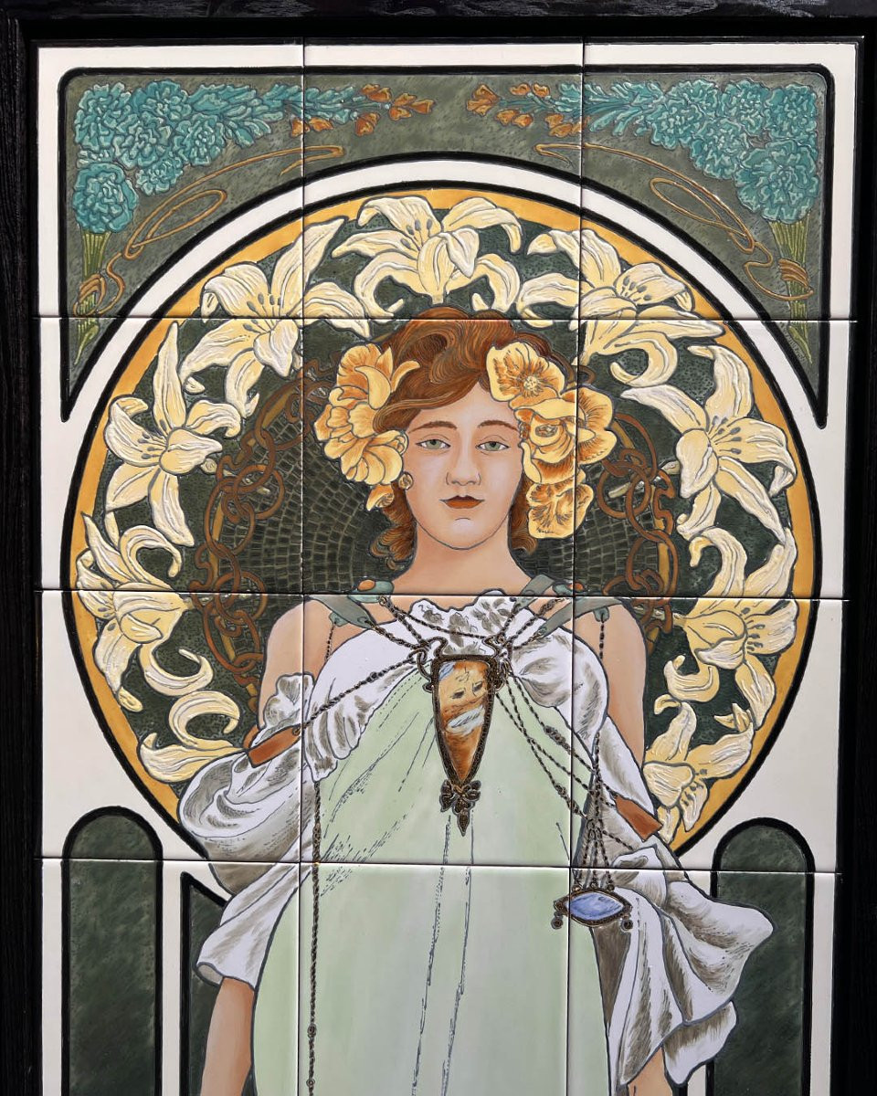 Contemporary Ceramic Lot After Mucha-photo-2