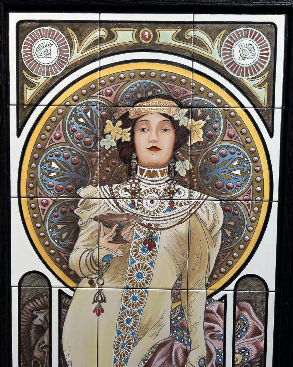 Contemporary Ceramic Lot After Mucha-photo-3