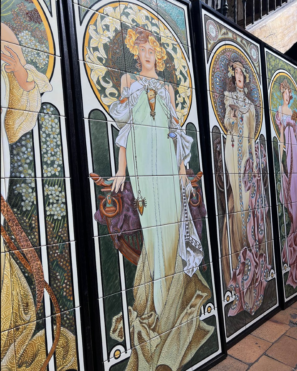 Contemporary Ceramic Lot After Mucha-photo-6
