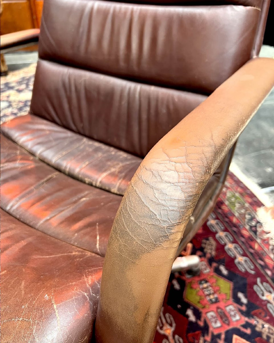 Pair Of Eames Charles Armchairs-photo-5