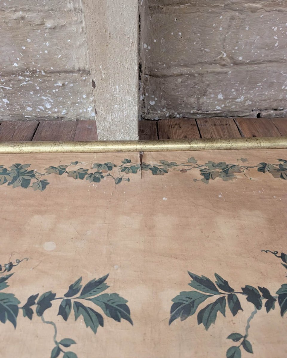 Pair Of Large Panels Printed On Silk-photo-7