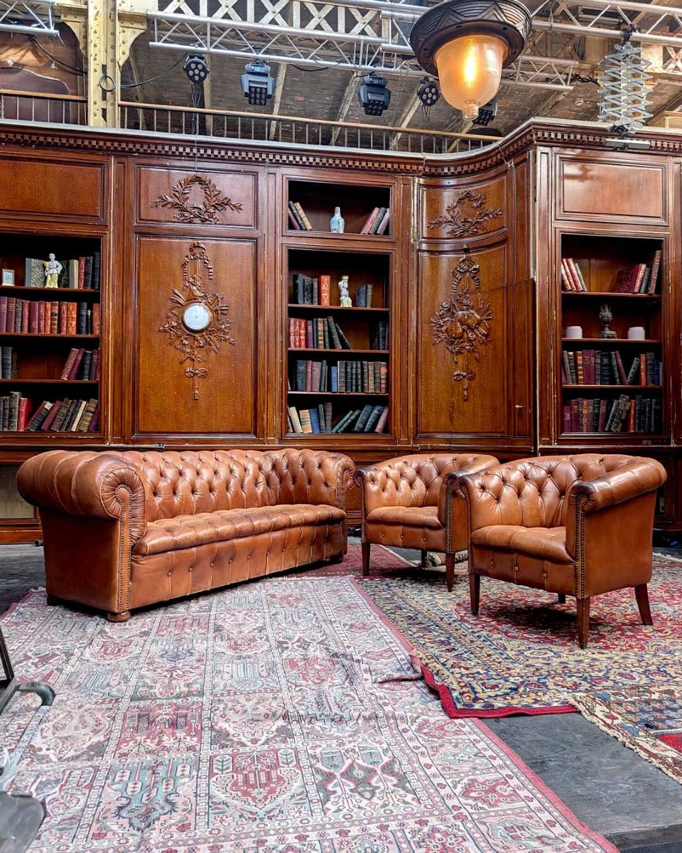 Cognac Leather Chesterfield Set
