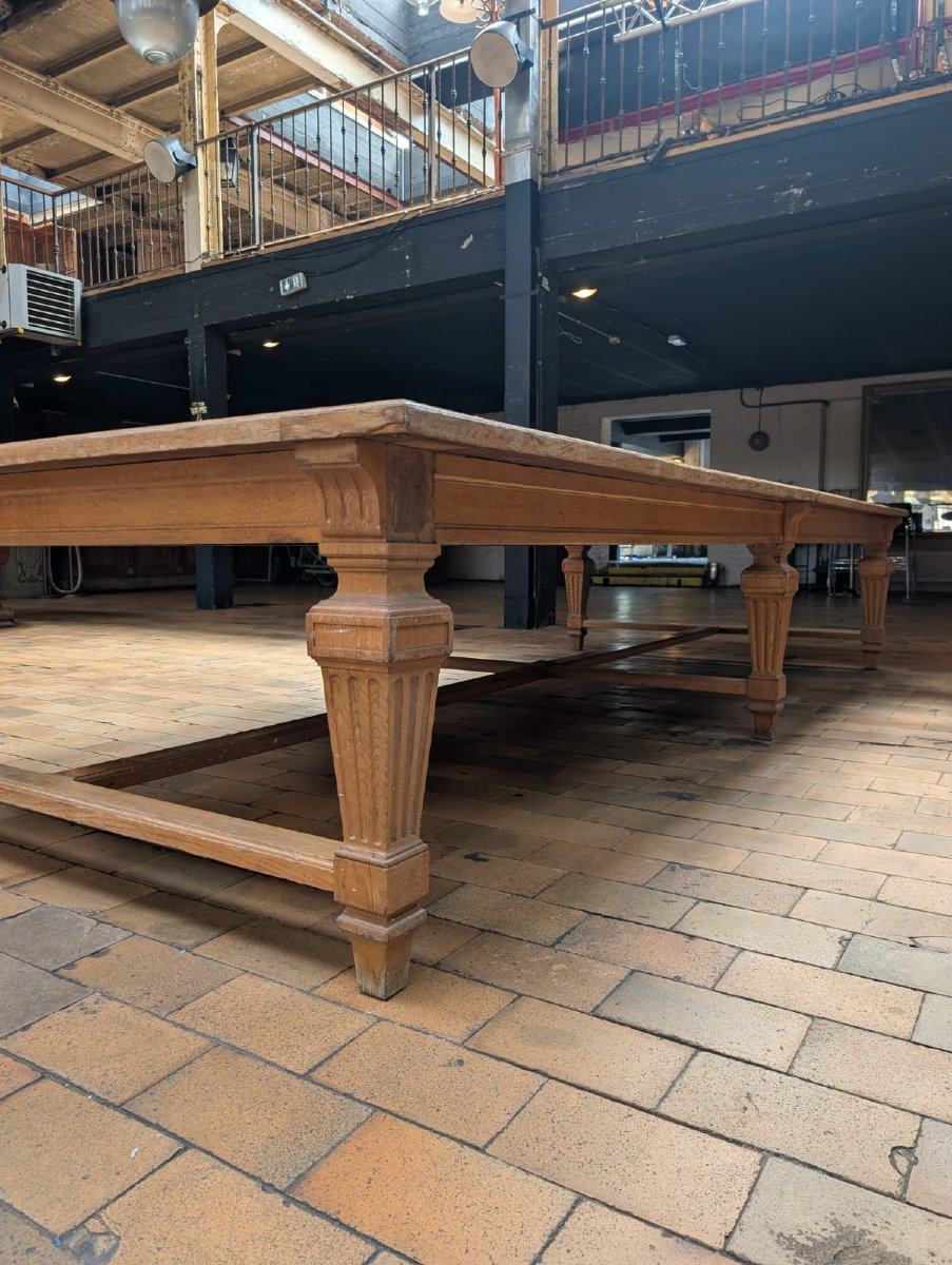 Grande table de conférence chêne marqueterie géométrique Banque de France — 398 × 180 cm-photo-3