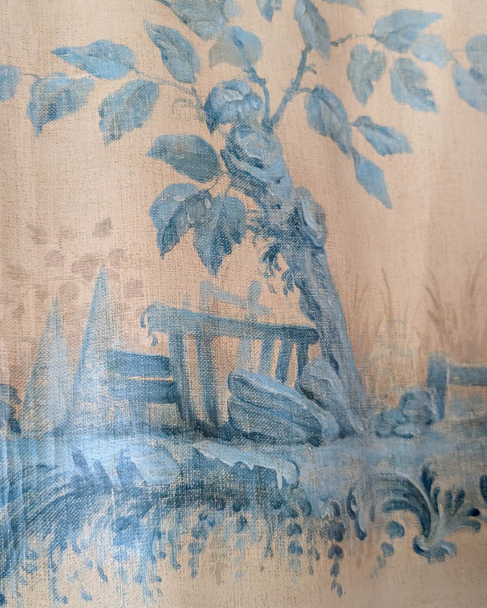 Ensemble de Fragments de Toiles Peintes à Décor de Chinoiseries-photo-2