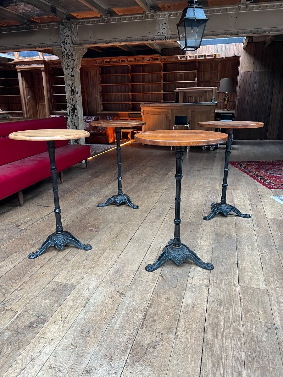 Cast-iron Bistro-style Bar Table, 69 X 108 Cm