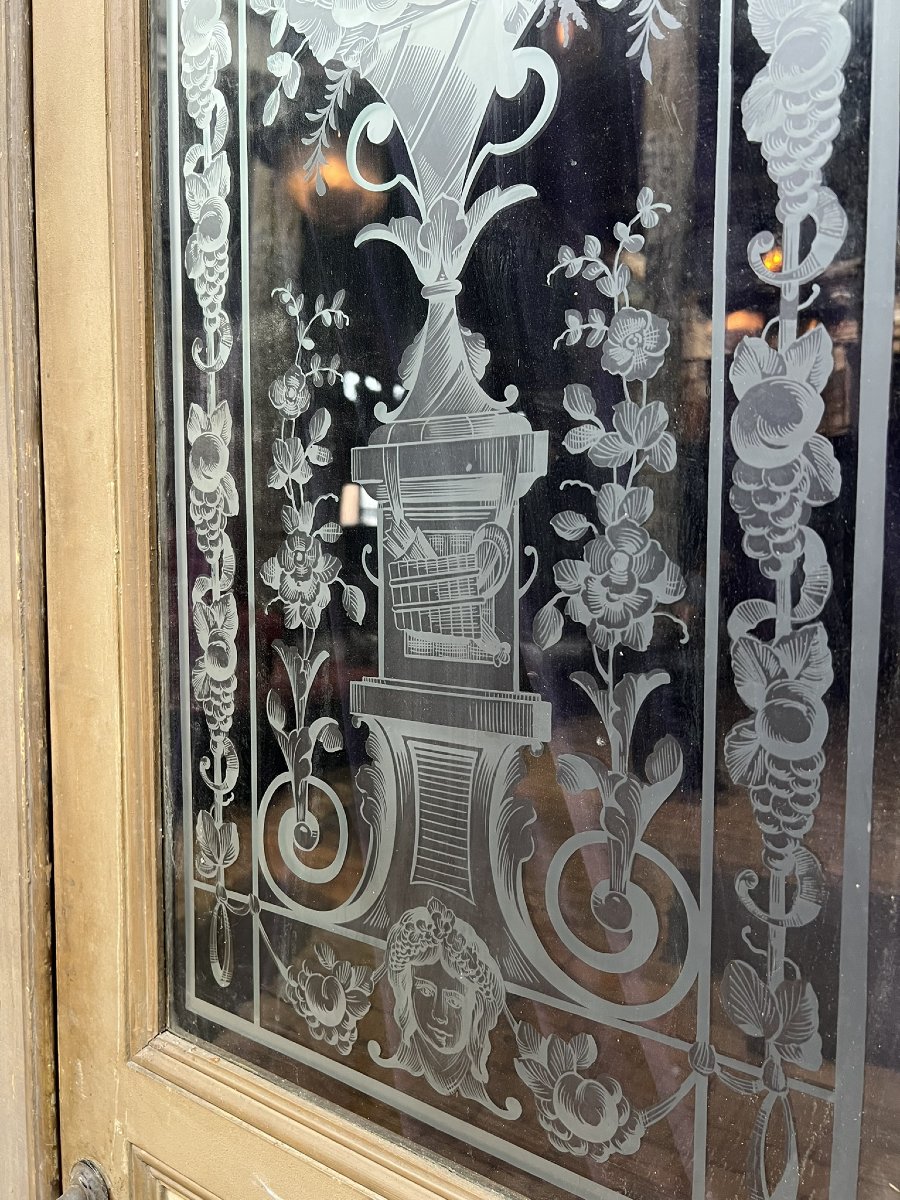 Ensemble de quatre portes anciennes en verre gravé, style Napoléon III, 266 x 291 cm-photo-8