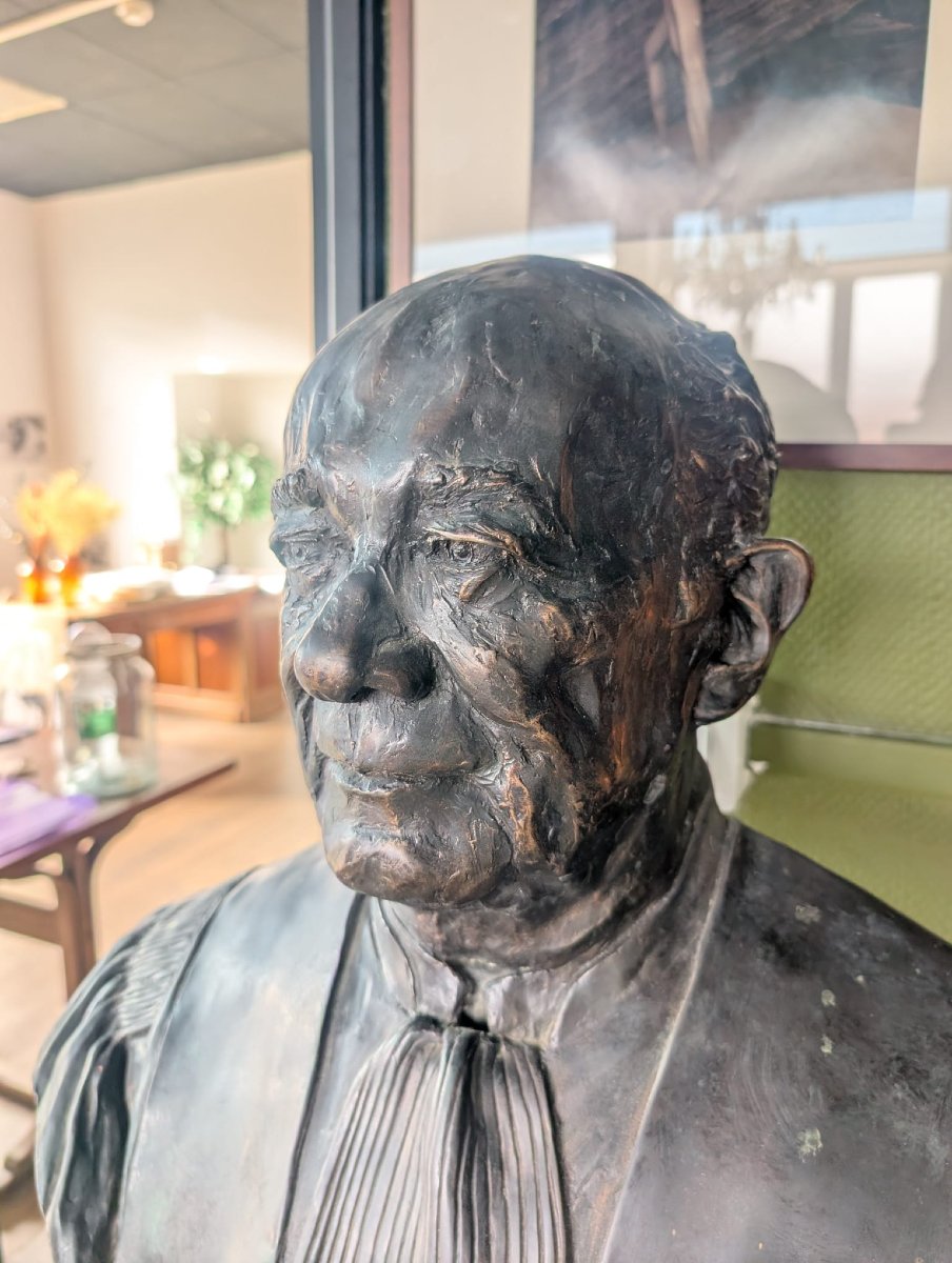 Bronze Bust — Jean Cesselin, 20th-century Sculpted Portrait, 56 X 63 X 30 Cm-photo-2