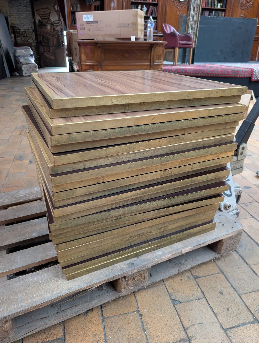 Plateau de table carré en placage palissandre, bordure laiton, 70 x 70 x 2,8 cm