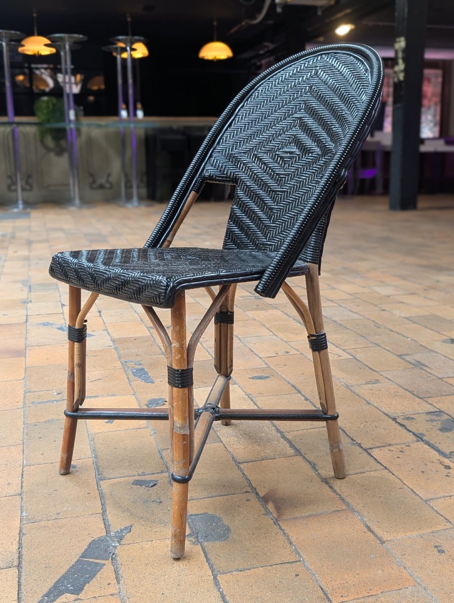 Chaise de terrasse bistrot en rotin et rilsan noir, 60 x 88 x 40 cm