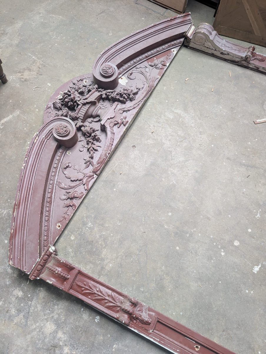 Passage de porte Napoléon III à fronton sculpté, 223 x 340 cm