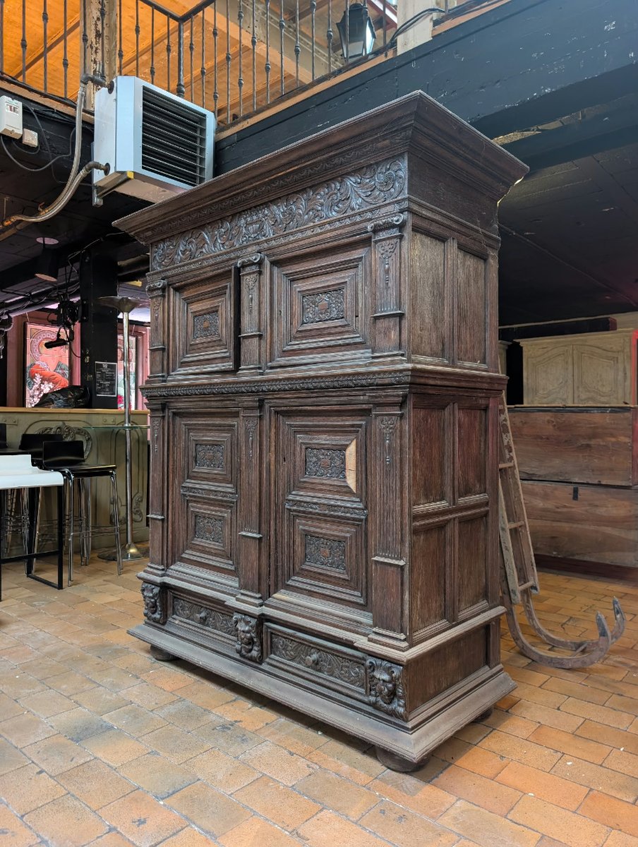 Louis XIII-style Cabinet In Carved Oak, 167 X 200 X 64 Cm-photo-2