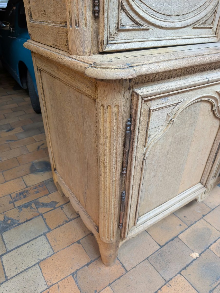 Stripped Oak Cabinet — 18th-century Two-section Sideboard, 155 X 258 X 70 Cm-photo-4