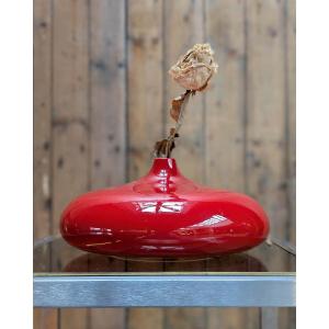 Paire de vases en céramique laquée rouge