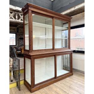 Display Cabinet